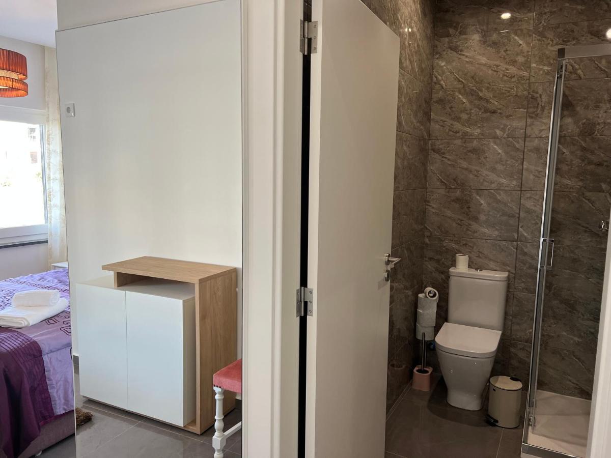 Beach & Surf Lovers Apartment With Ac - 발리알 외부 사진